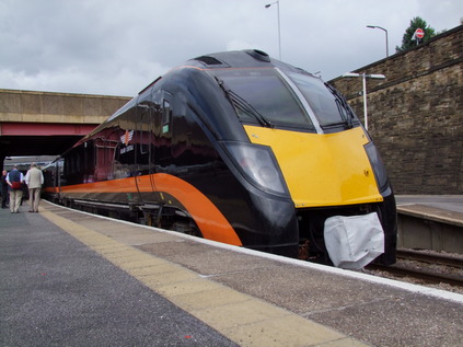 180114 waits  at Bradford Interchange to work the return service to Kings Cross