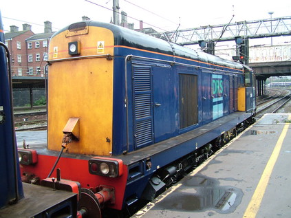 20315 prepares to run around the train at Preston