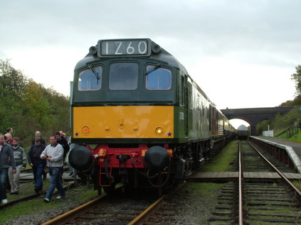 D7629 (25279) at Rushcliffe Halt on the GCR
