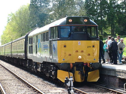 Star of the gala 31271 at Crowcombe Heathfield