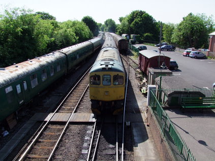 33053 hauls the stock forming the much-delayed 15:20 into Alresford