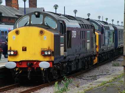 37059 and 37423 rest at Cleethorpes after their exertions