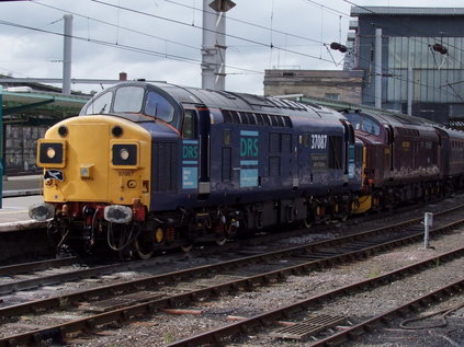 37087 and 37676 prepare to lead the tour south via the WCML