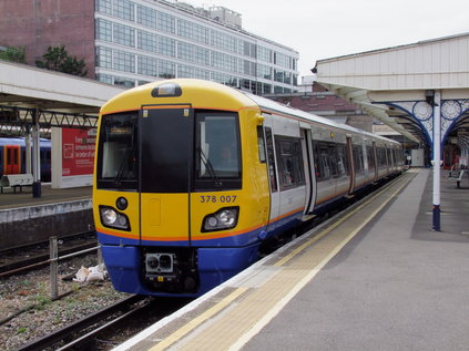 378007 at Richmond, where it will form a Stratford service