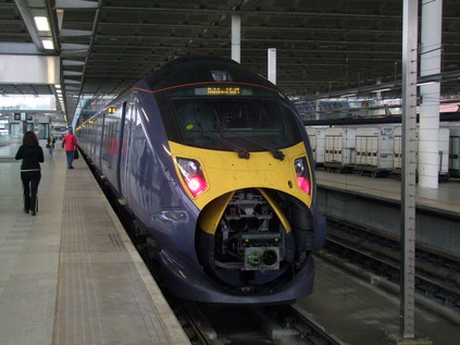 395004 with couplings still exposed from a shunt into St Pancras