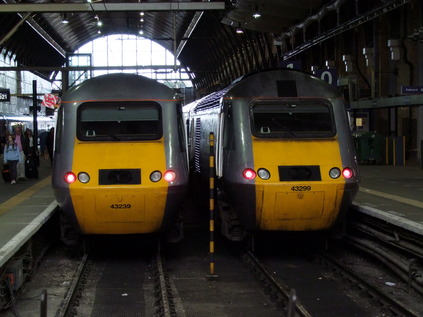 43239 sits beside 43299 on the buffers at Kings Cross