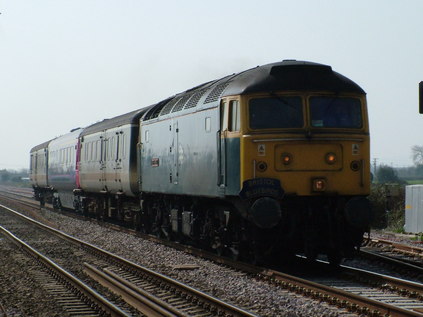 47840 hauls a refurbished FGW buffet and barrier vans