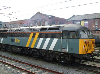 56302 sneaks past to join the front of the train