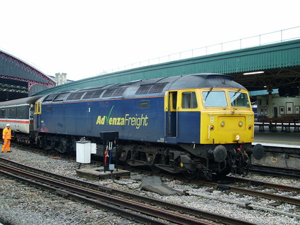 57006 arrives in the centre road at Bristol Temple Meads