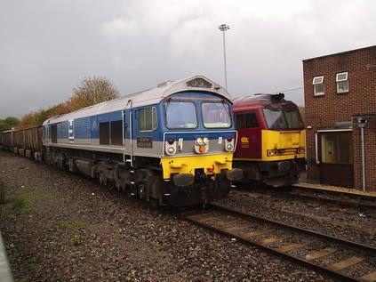 59001 and 60038 at Westbury