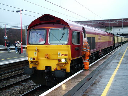 59201 prepares to come off the train at Birmingham International