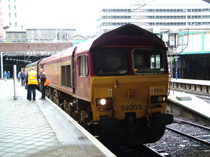 59203 leaves the train at Birmingham New Street