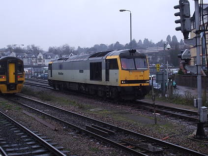 60079 passes the failed 158853 at Newport