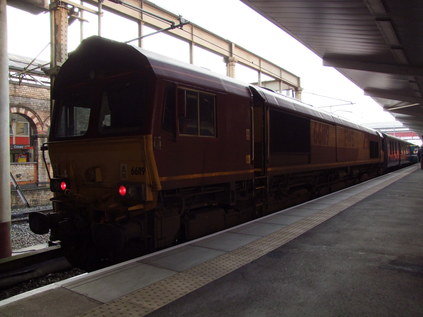 66119 in the gloom at Crewe