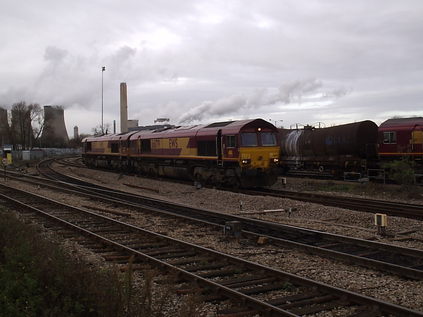 66179 on light engine moves around Didcot yard