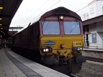 66238 leads the tour at York