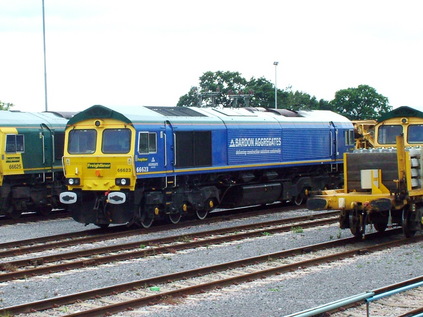 66625 and unique Bardon Aggregates liveried 66623 at Fairwater Yard