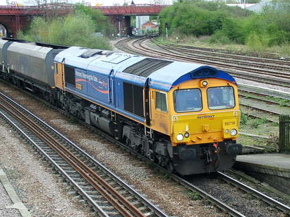 66719 hauling empty coal wagons through Knottingley