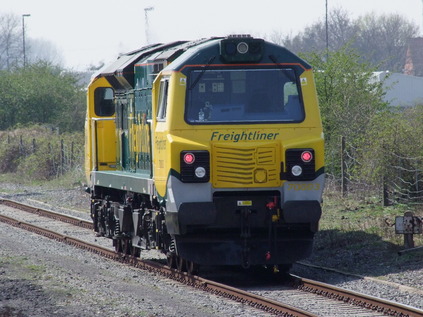 70003 - the star of the show waits to rejoin the train