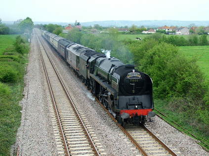 71000 'Duke of Gloucester' with 67005 passes Crooked Lane, Brent Knoll with 1Z71