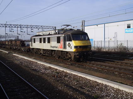 90048 deputises for the usual pair of Class 86s