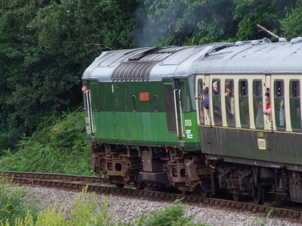 D7535 departs Kingswear