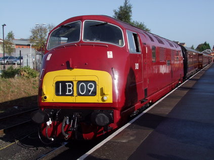 D821 'Greyhound' waits to leave with a Bewdley shuttle