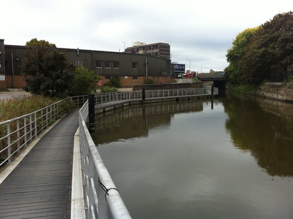 Floating towpath, Limehouse Cut