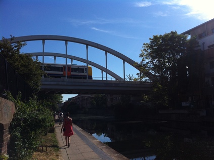 East London Line crossing, near Kingsland Road