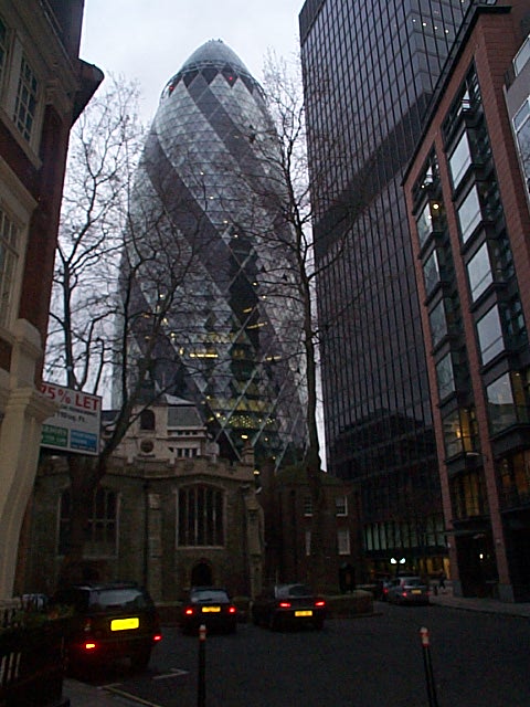 30 St Mary Axe vs. St Helens