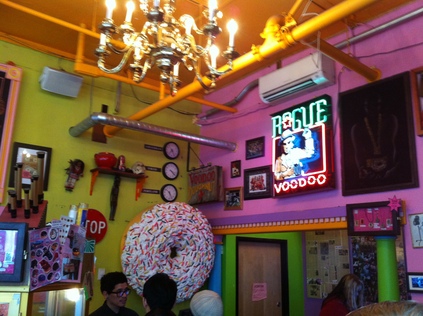 Voodoo Donuts, PDX